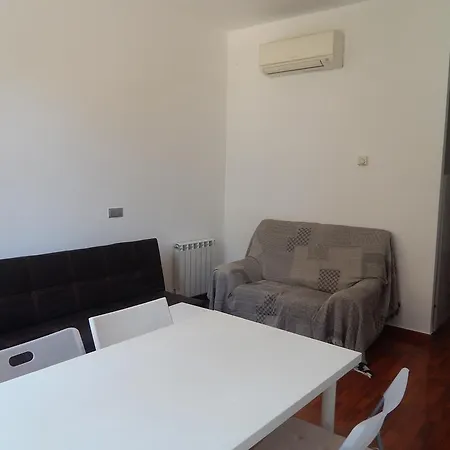 Girona City Center Apartment
